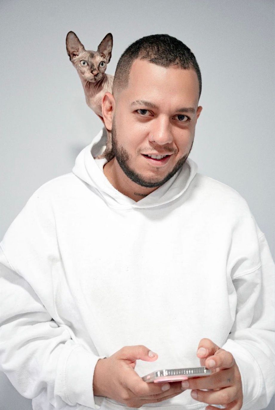 Henry Orozco artista musical en Antioquia Colombia